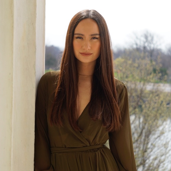 Meet your Posher, Mina - Picture 1 of 8